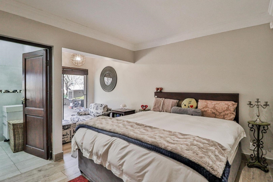 4 Bedroom Property for Sale in Boschenvaal River Front Lodges Free State